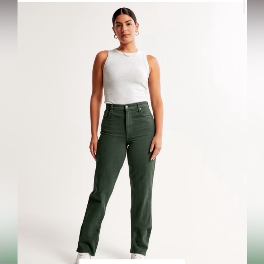 Abercrombie & Fitch Curve Love Ultra High Rise 90s Straight Jean